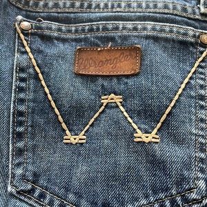 Wrangler retro relaxed boot cut jeans western wear